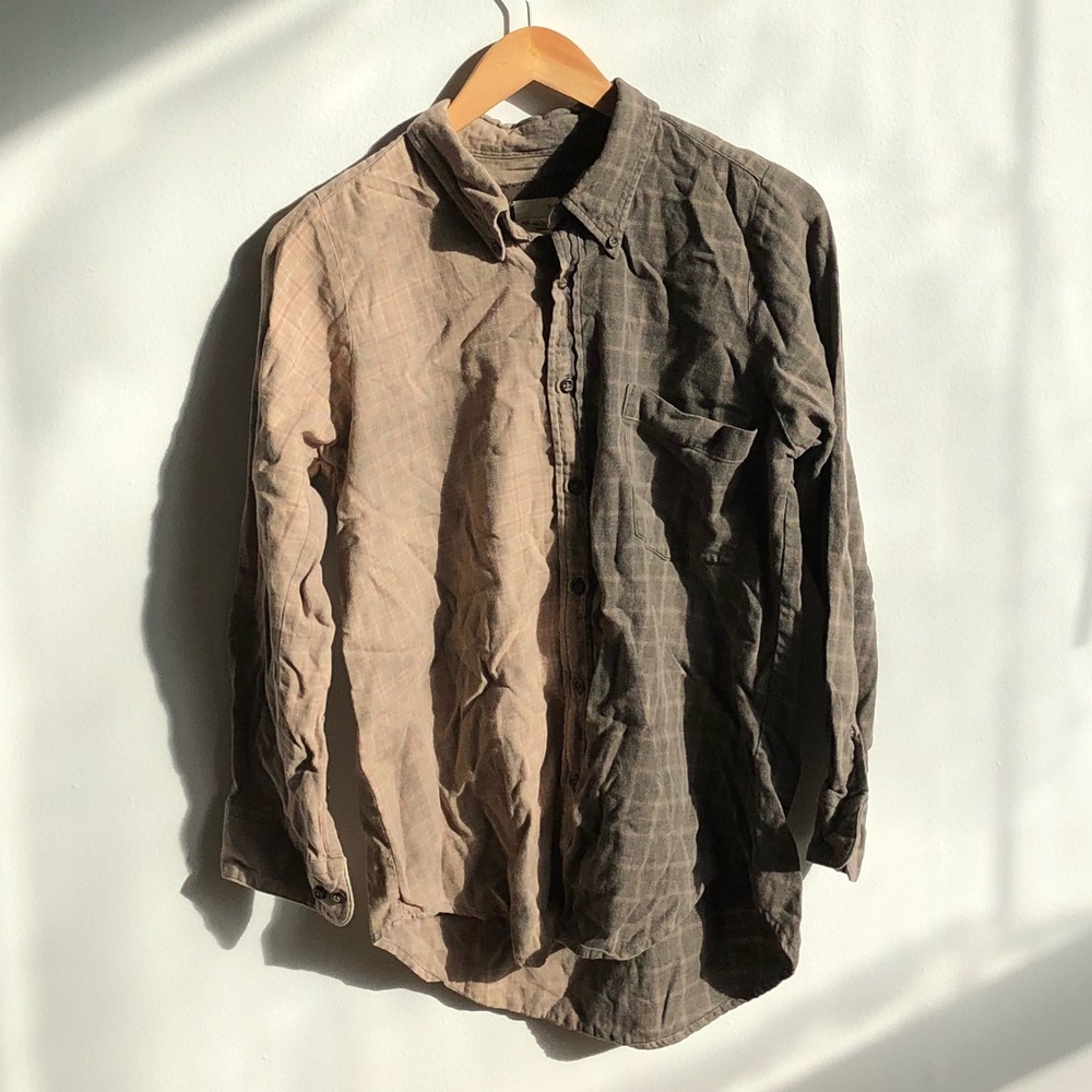 Urban outfitters vintage two color shirt (women’s)